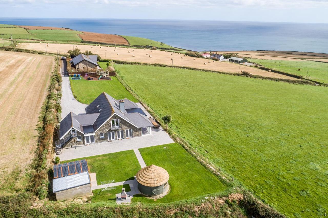 Ocean View,Kinsale, Hosted By Exquisite Holiday Homes, Sleeps 22 Exterior foto