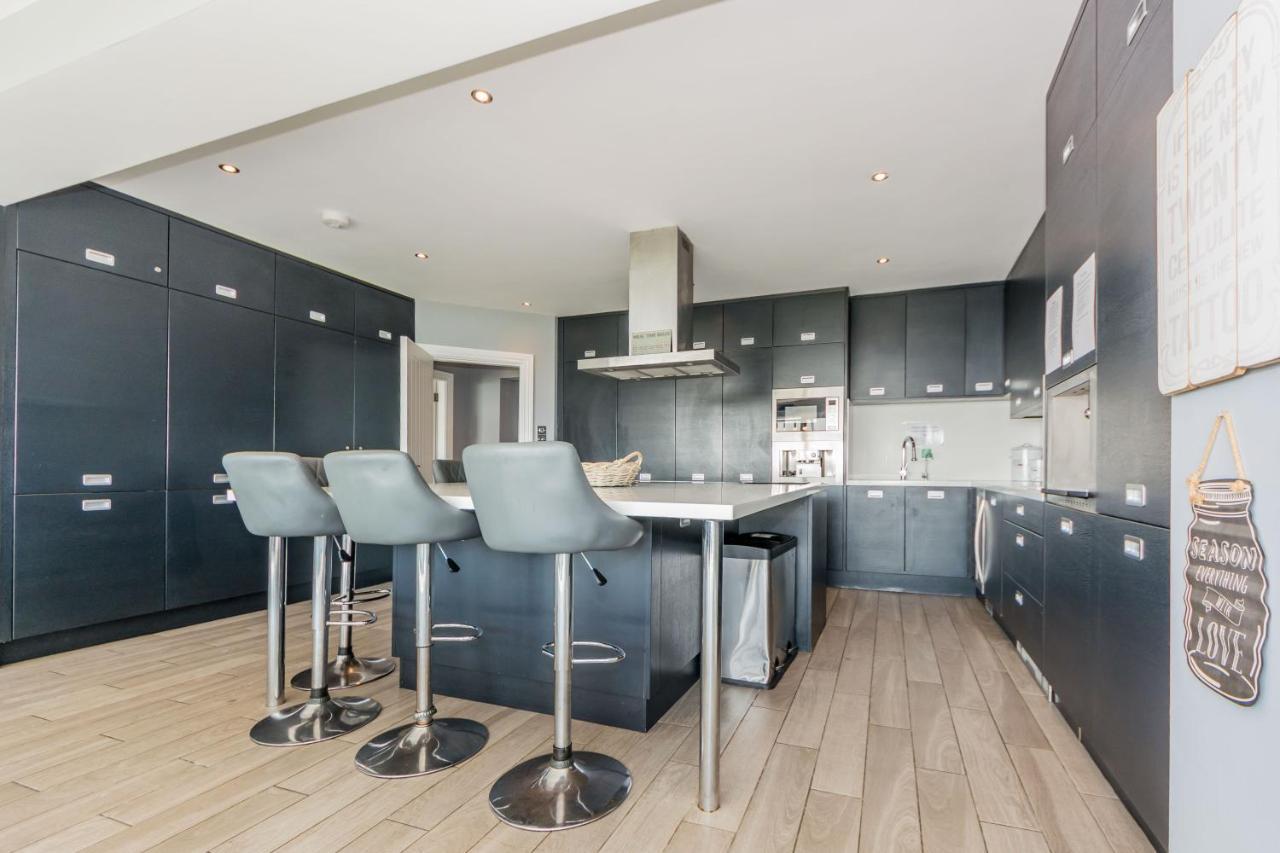 Ocean View,Kinsale, Hosted By Exquisite Holiday Homes, Sleeps 22 Exterior foto