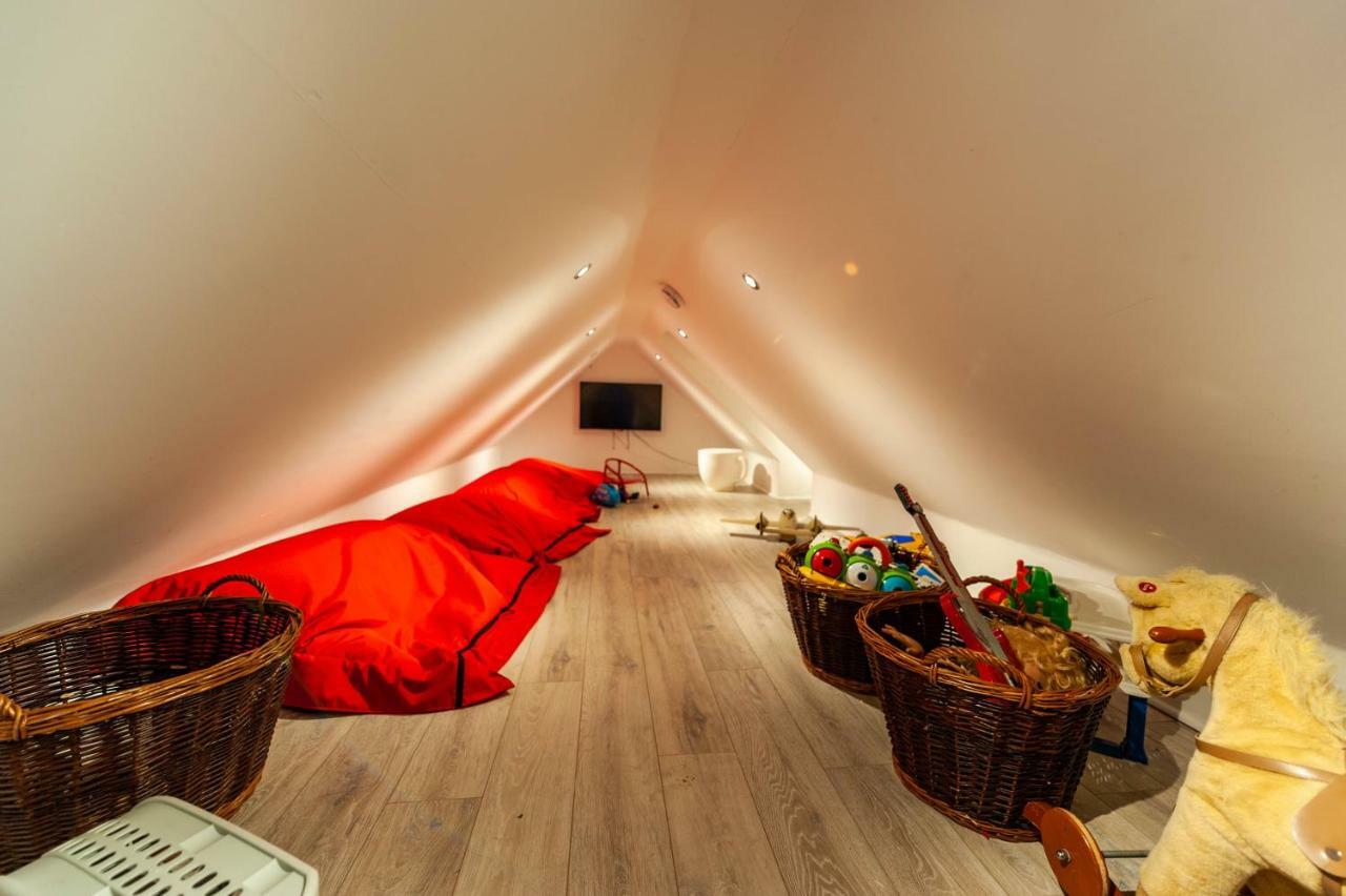 Ocean View,Kinsale, Hosted By Exquisite Holiday Homes, Sleeps 22 Exterior foto